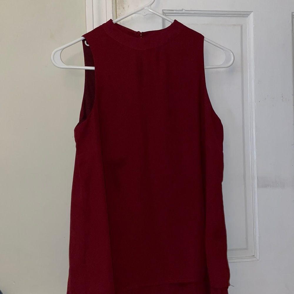 **10 for $20** maroon tank blouse